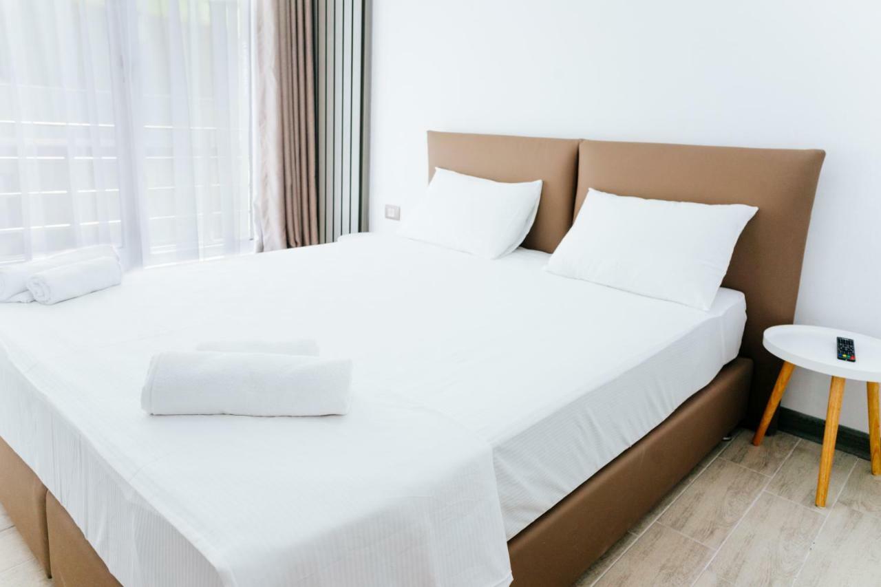 Alezzi Beach Resort Navodari Luaran gambar