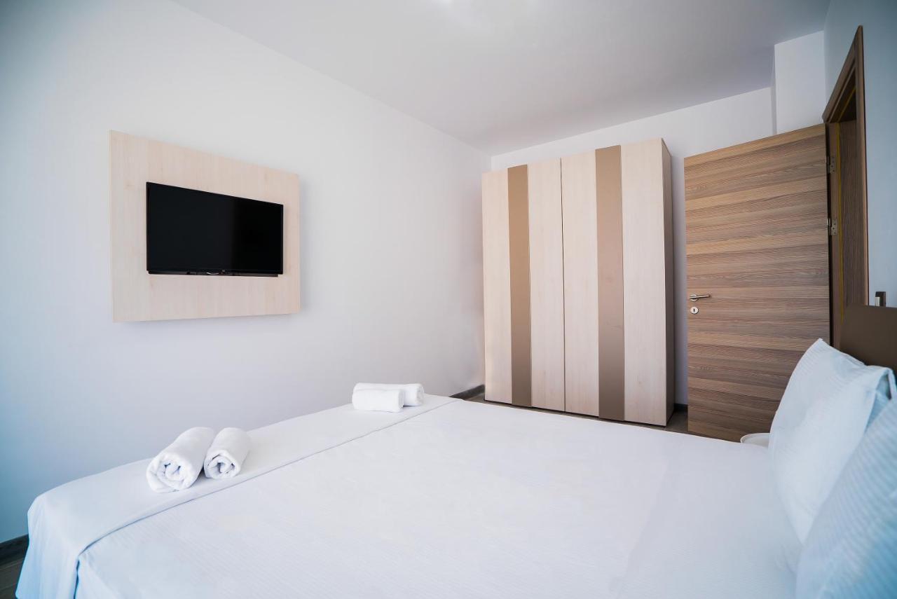 Alezzi Beach Resort Navodari Luaran gambar