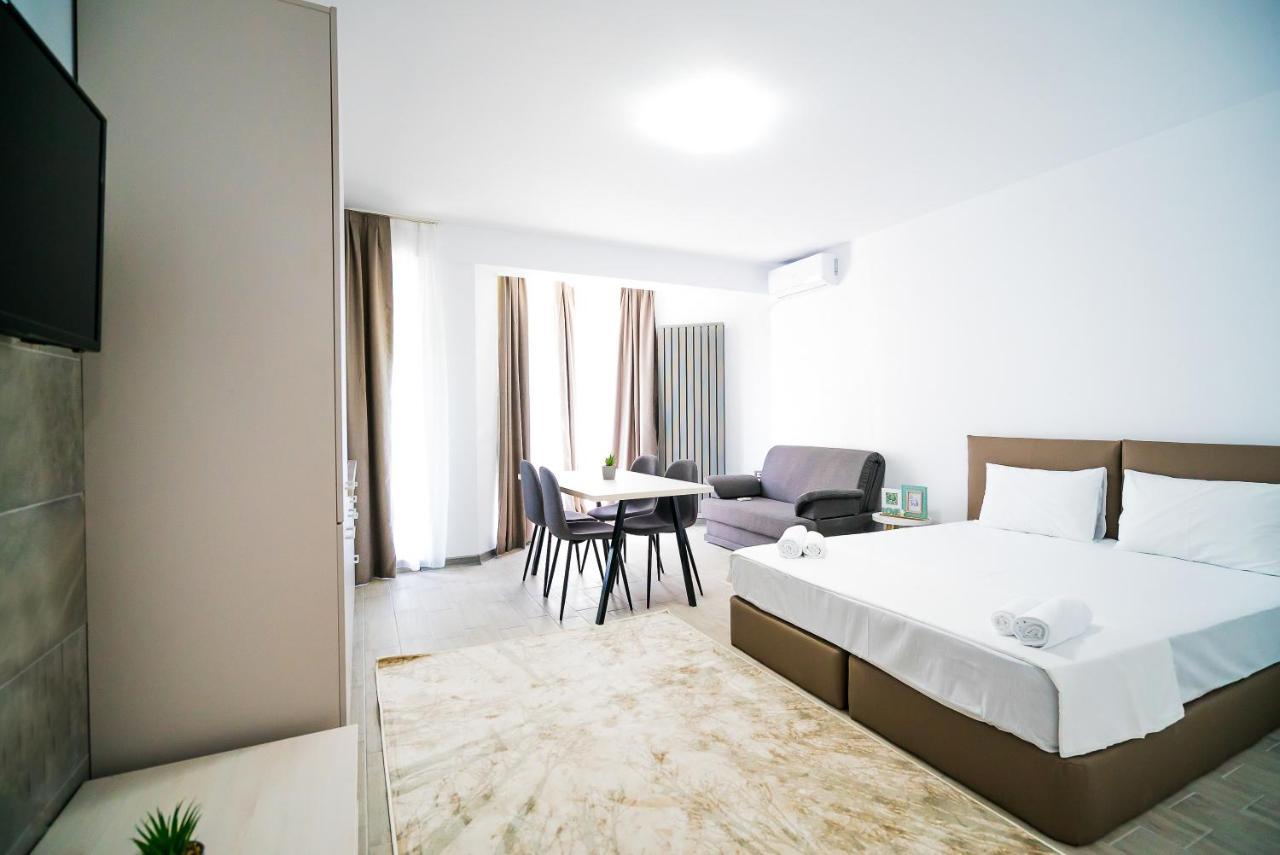 Alezzi Beach Resort Navodari Luaran gambar